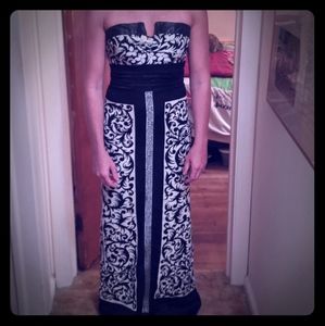 Nicole Miller Black & White Strapless Dress